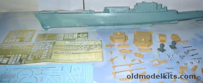 CM 1/350 CGN-25 USS Bainbridge  (1985) plastic model kit